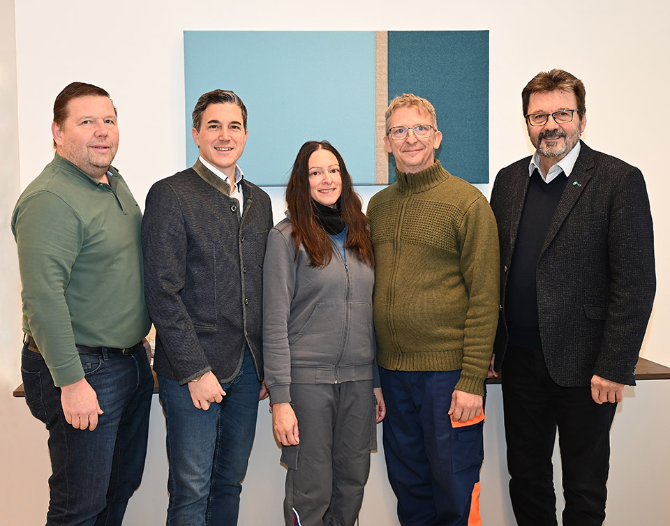 Wirtschaftshofleiter Johannes Strommer, StA-Dir. Matthias Pithan, Sonja Gastinger, Markus Erlinger und Bgm. Gerhard Lentschig (v. l.) Fotos: Gabriele Hohenegger